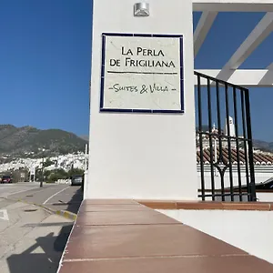 La Perla De & Apartment